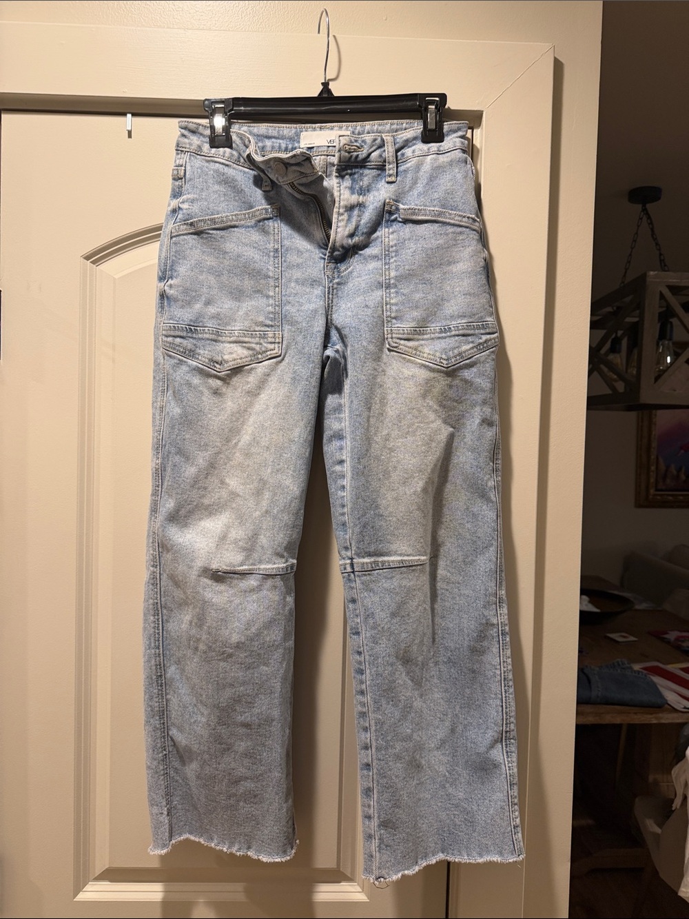 Light Blue Woman’s Cropped Denim Jeans